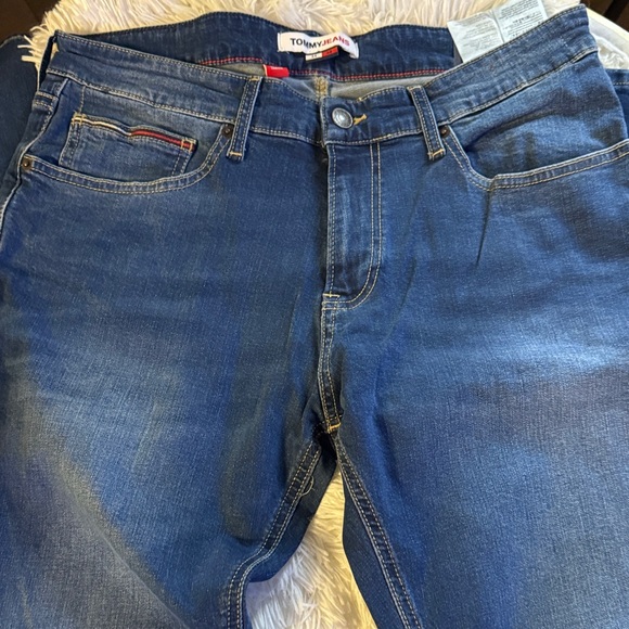 Tommy Hilfiger Men's Denim Slim Jeans 34W x 32L - Picture 4 of 5